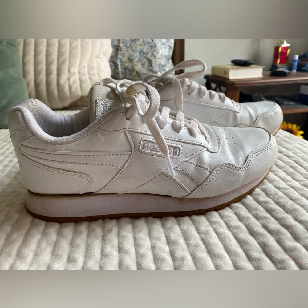 Reebok Classic Women’s Sneakers
